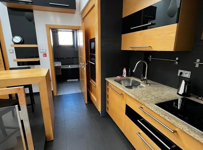 Tcz Mokra Hotel apartamentowy Poznań